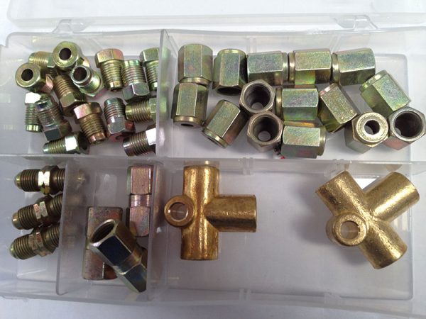 Male & Female 2 & 3 way's Fitting (3/16 Pipe)
