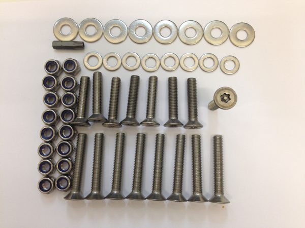 LAND ROVER DEFENDER & SERIES 1 2 & 3 - STAINLESS REAR DOOR HINGE PIN TORX SECURITY SCREW HEAD KIT
